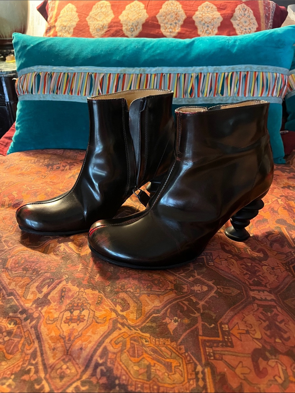 John Fluevog Black Leather Ankle Boots with Sculpted Heel